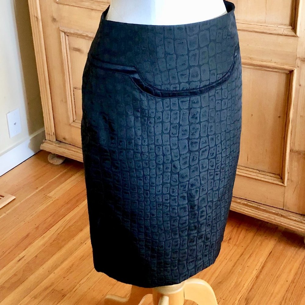 EUC Magaschoni Pencil Skirt Size 6